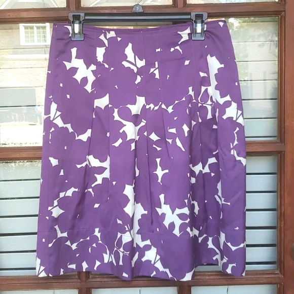 Banana Republic Purple and White Silk Skirt - Picture 1 of 4